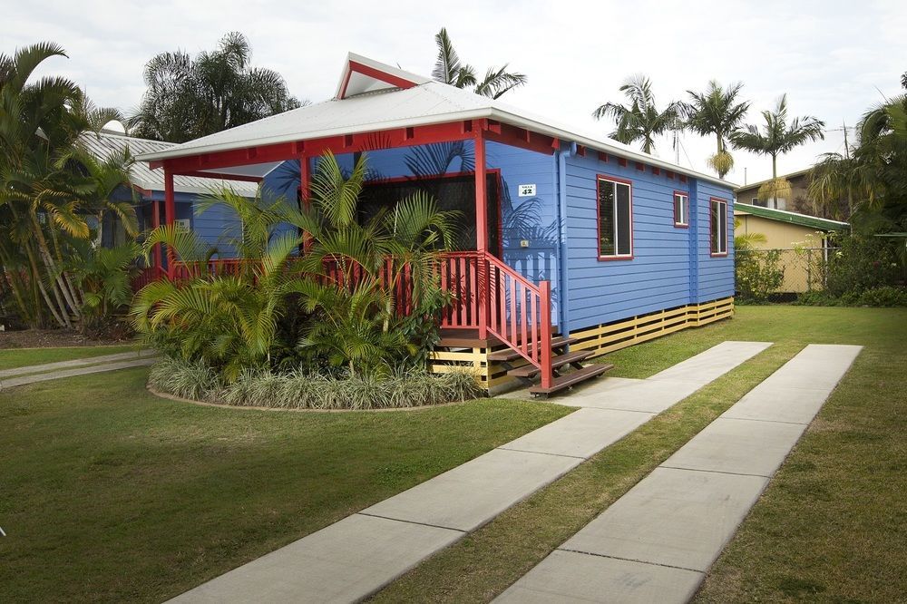 Отель Maroochydore Cabins Экстерьер фото
