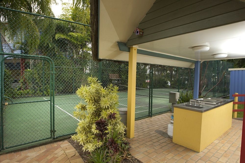 Отель Maroochydore Cabins Экстерьер фото