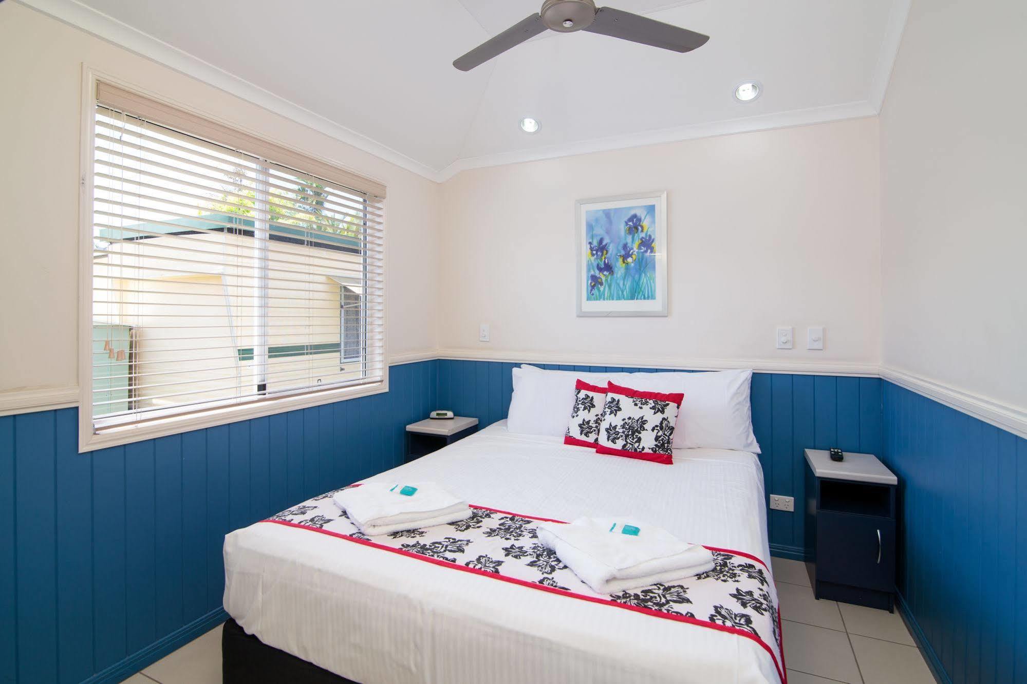 Отель Maroochydore Cabins Экстерьер фото