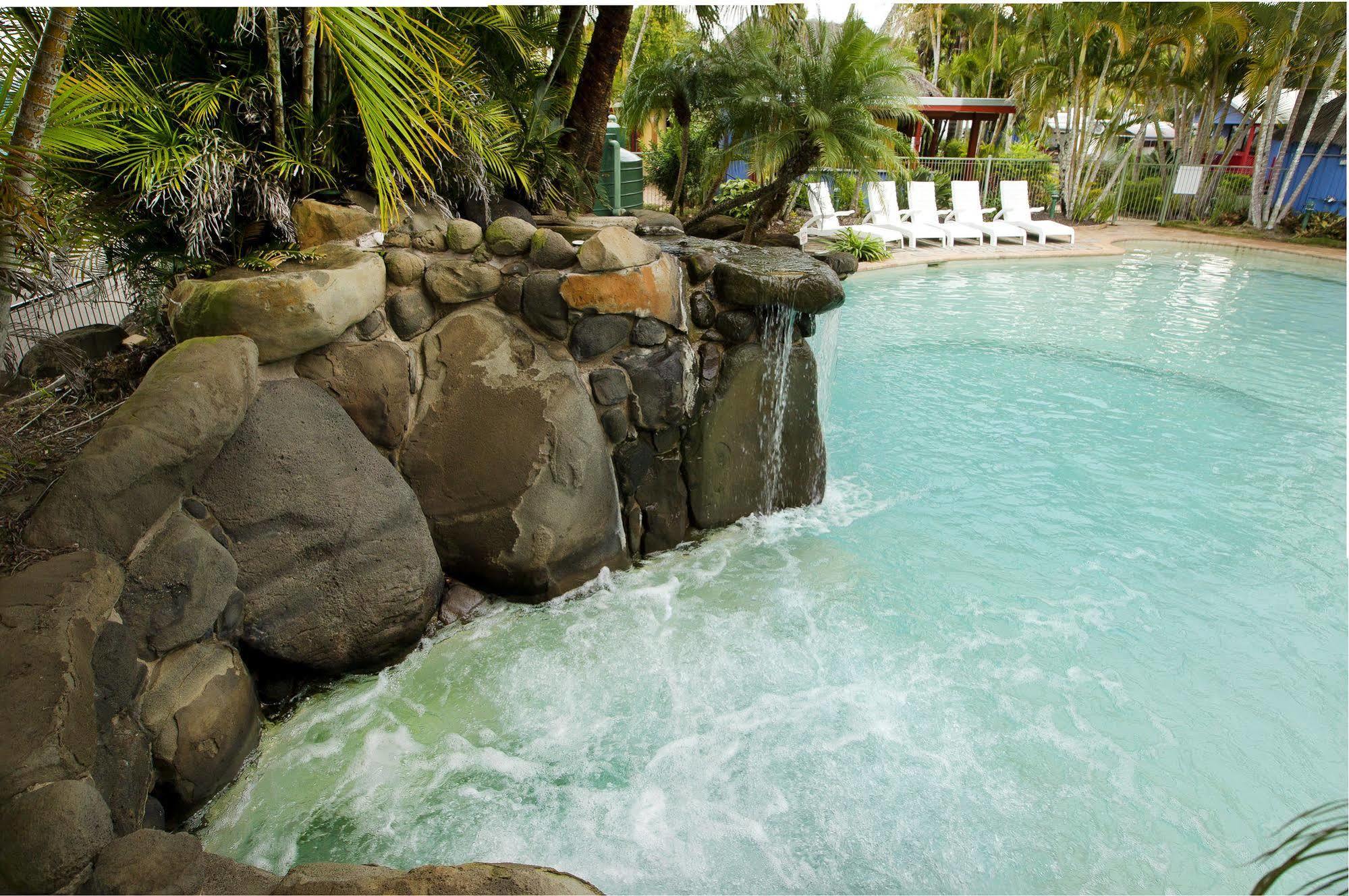 Отель Maroochydore Cabins Экстерьер фото